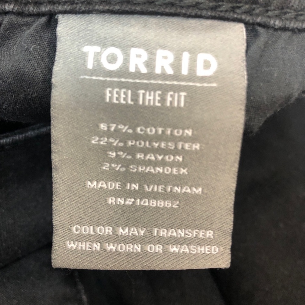 Torrid Feel The Fit Super Soft Black Jeggings 24T - Picture 5 of 11